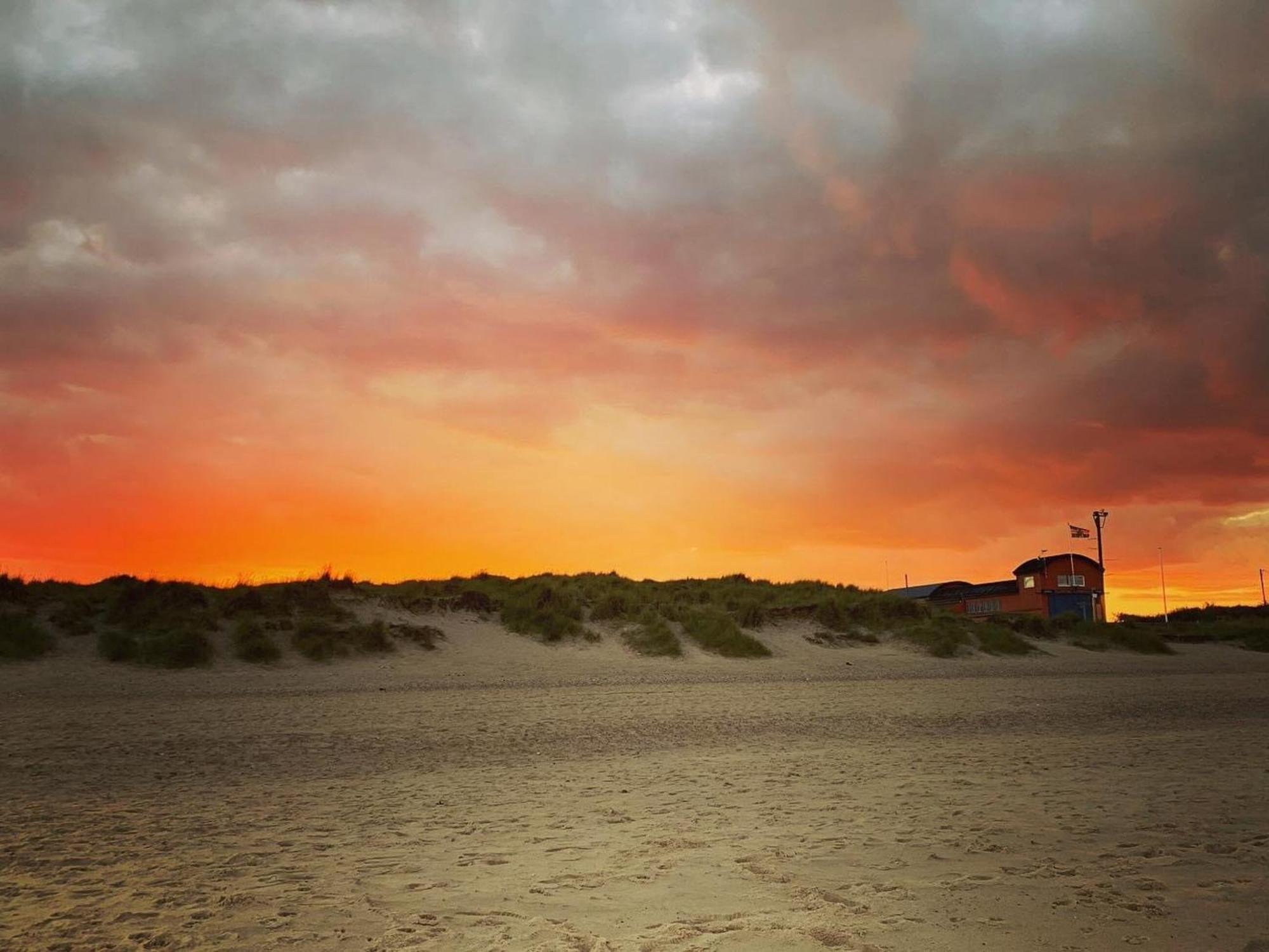 Whitestones Cottage Caister-on-Sea Exterior photo